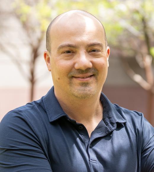 Nitzan Shabek headshot