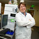 Despite decades of warnings about smoking, lung cancer is still the second-most common cancer and the leading cause of death from cancer in the U.S. Patients are often diagnosed only when their disease is already at an advanced stage and hard to treat. Researchers at the West Coast Metabolomics Center at UC Davis are trying to change that, by identifying biomarkers that could be the basis of early tests for lung cancer.