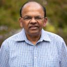 Dinesh headshot